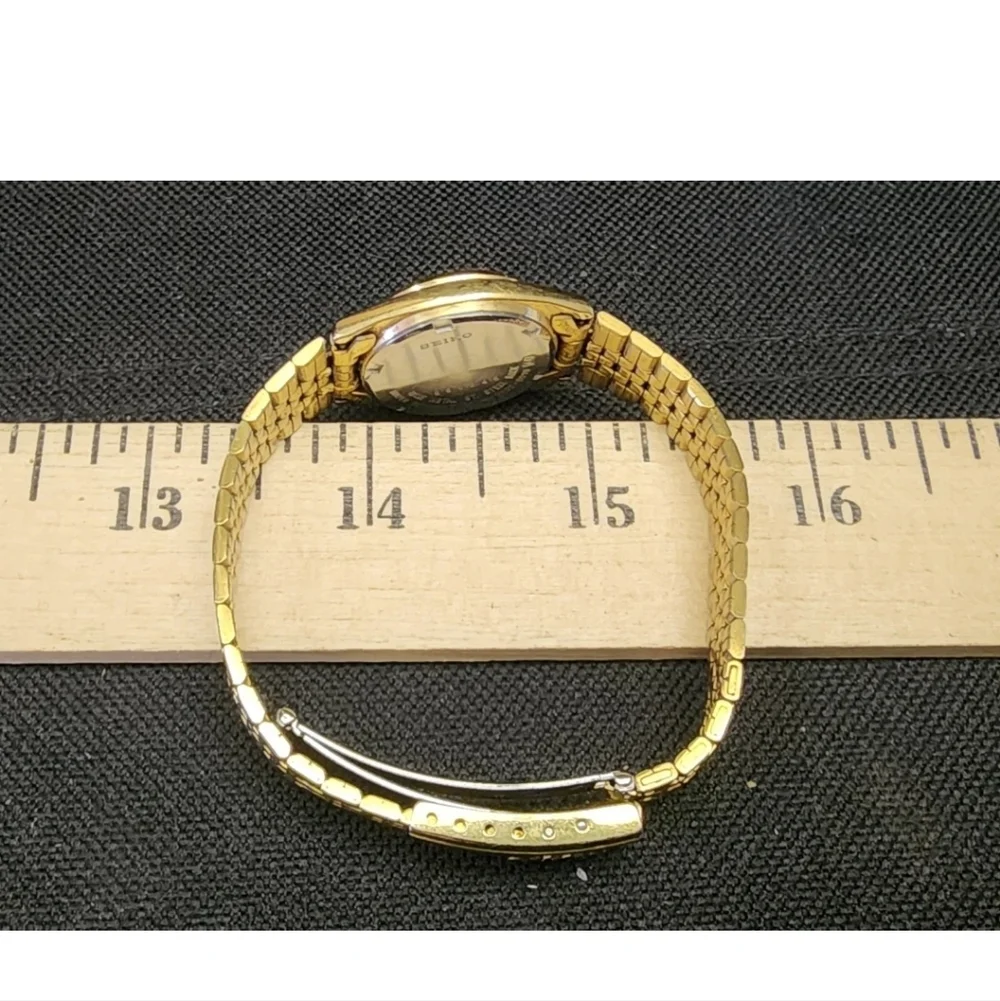 Vintage Seiko Women's Quartz Date Watch Works Gold Tone Band Used - Picture 4 of 4